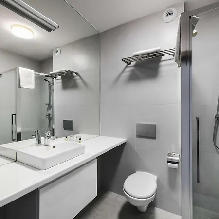 Hotel Western Old Town 3*