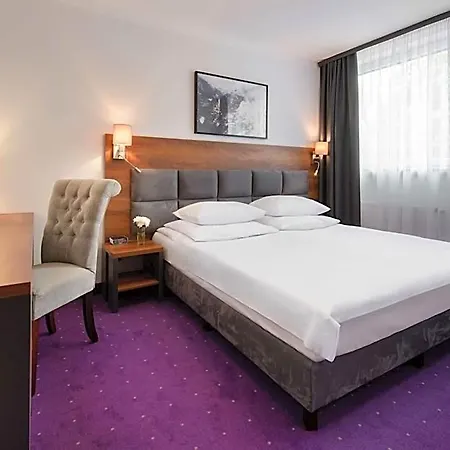 Western Old Town Hotel 3*
