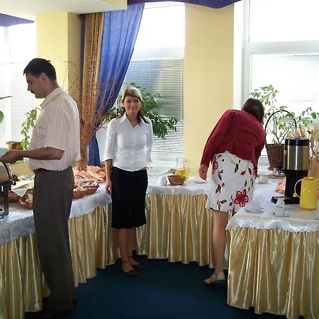 Western Old Town 3* Όλστυν