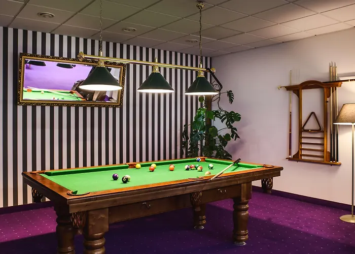 Western Old Town Hotel 3*