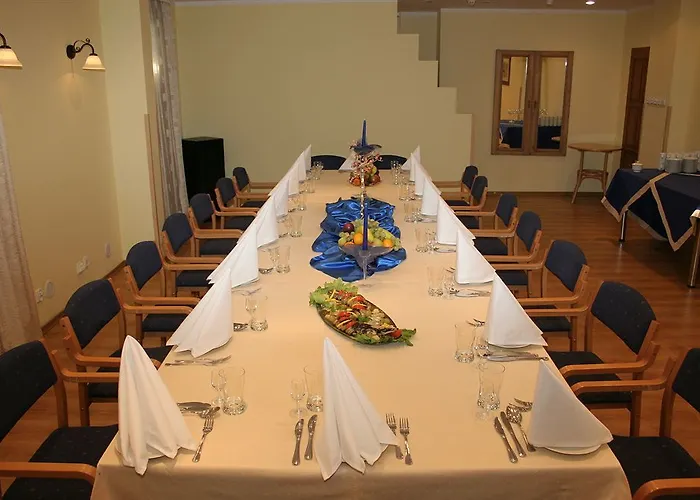 Hotel Western Old Town 3*